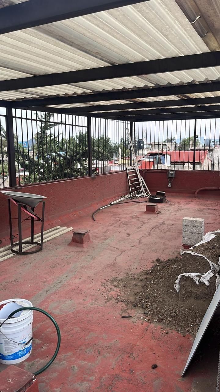 Inmueble empresarial con oficinas equipadas en Tenexpan